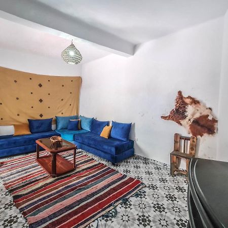 Riad Miya As-Sawíra Exteriér fotografie