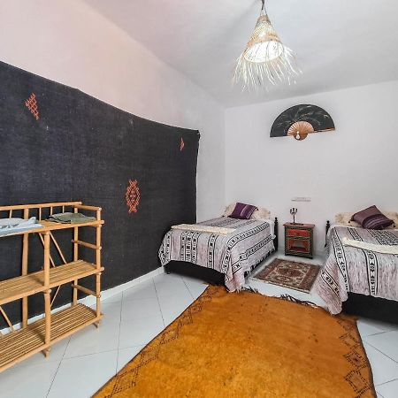 Riad Miya As-Sawíra Exteriér fotografie