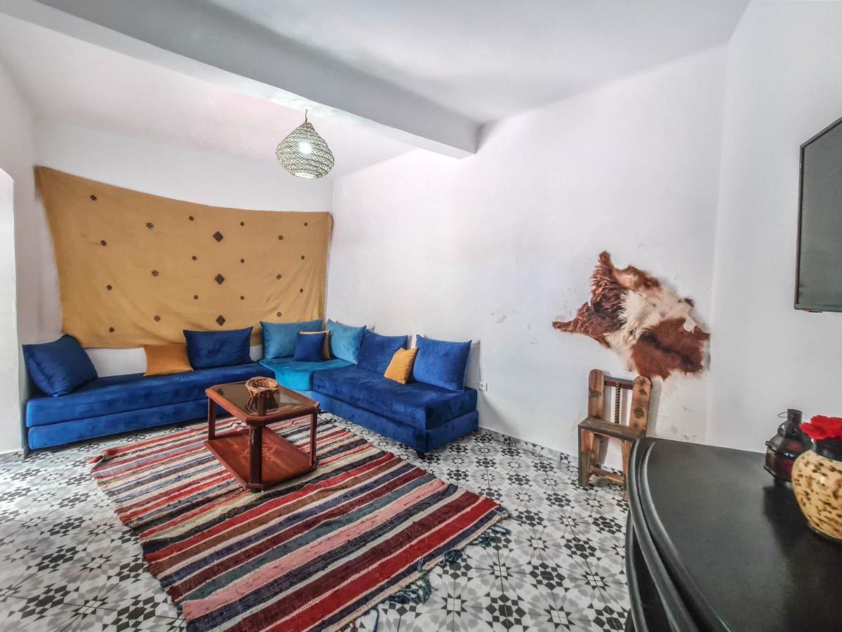 Riad Miya As-Sawíra Exteriér fotografie