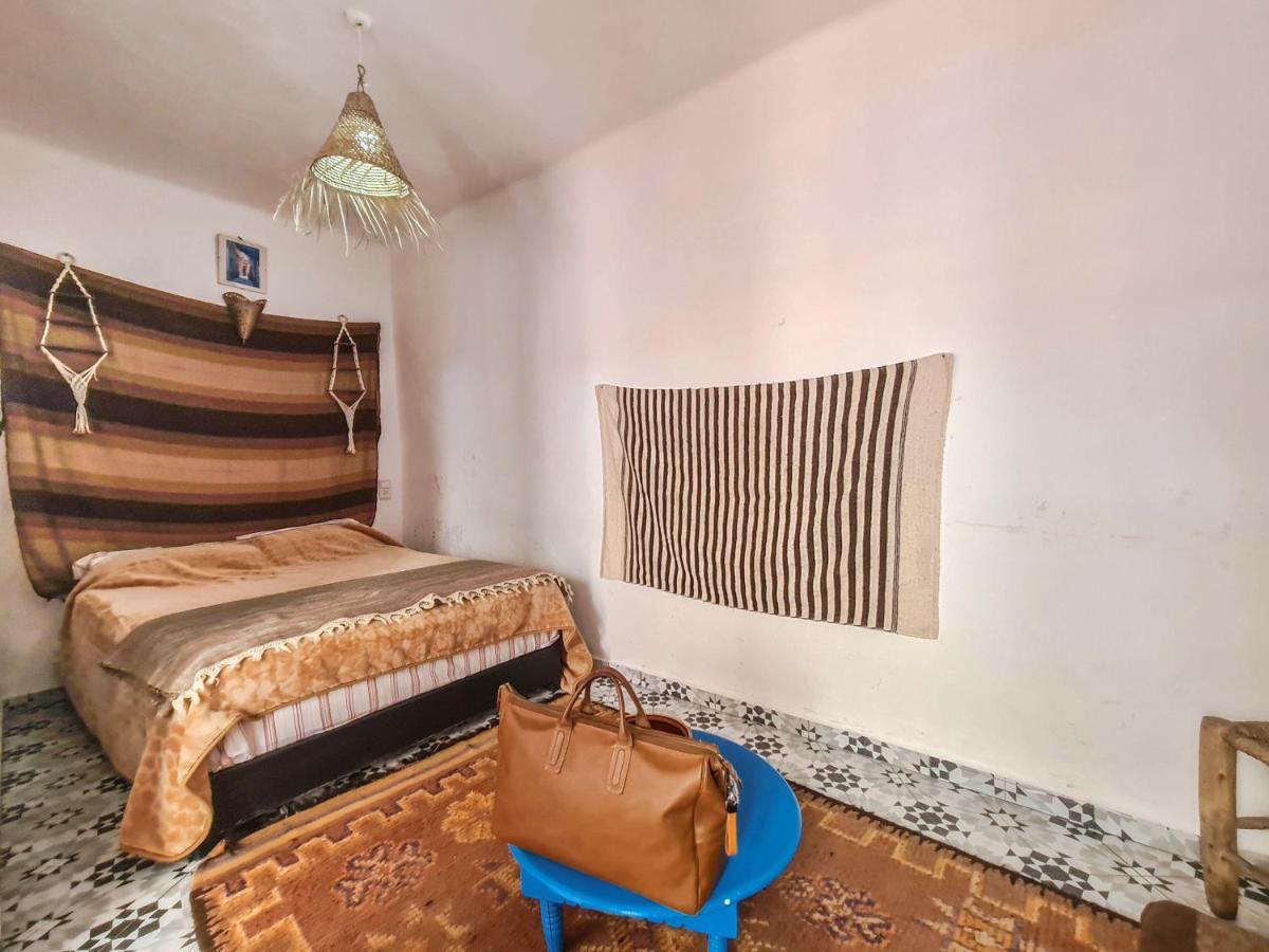 Riad Miya As-Sawíra Exteriér fotografie