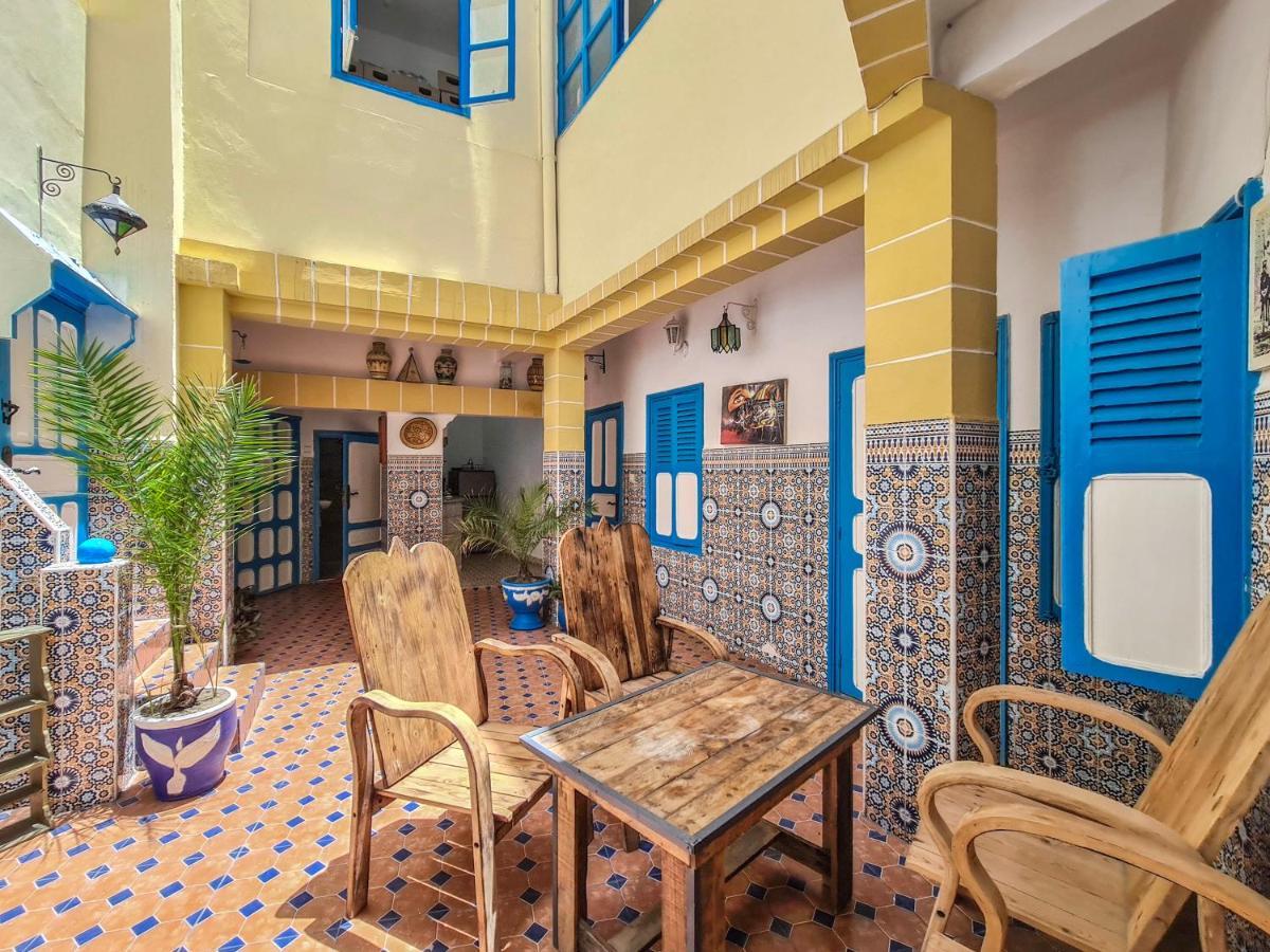 Riad Miya As-Sawíra Exteriér fotografie