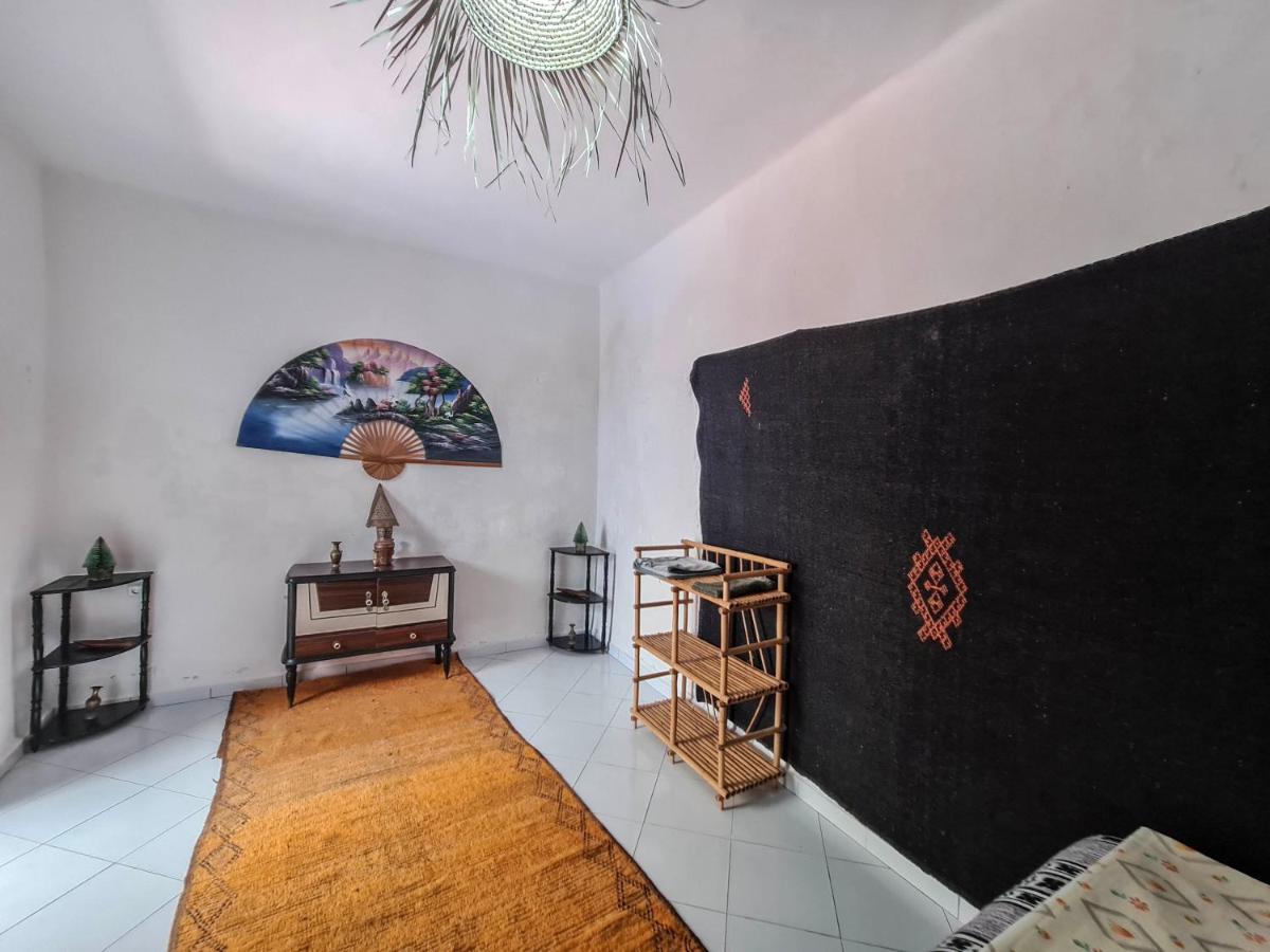 Riad Miya As-Sawíra Exteriér fotografie