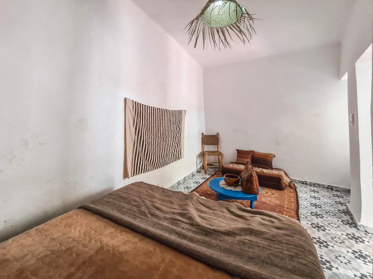 Riad Miya As-Sawíra Exteriér fotografie
